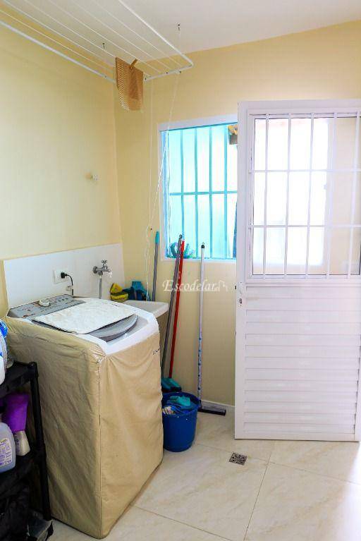 Sobrado à venda com 3 quartos, 100m² - Foto 31