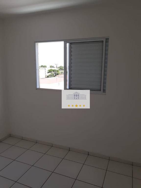 Apartamento à venda com 2 quartos, 55m² - Foto 8