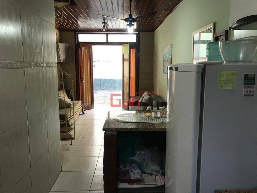 Casa de Condomínio à venda com 2 quartos, 60m² - Foto 2