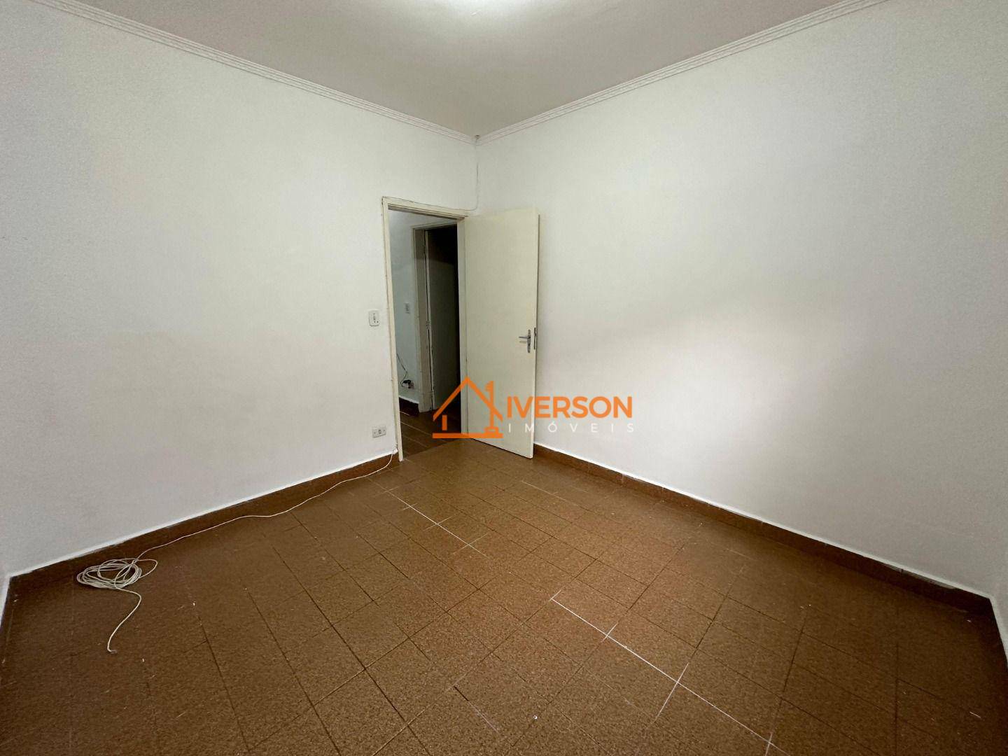 Casa à venda com 3 quartos, 110m² - Foto 10