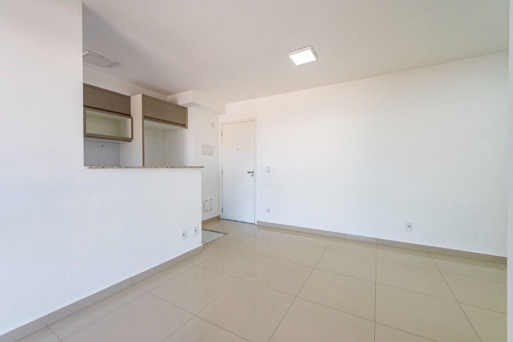 Apartamento para alugar com 3 quartos, 75m² - Foto 5