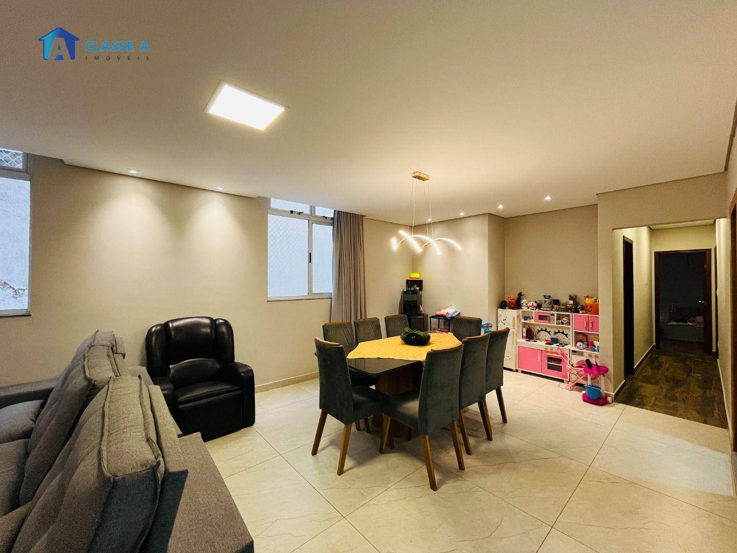 Apartamento à venda com 3 quartos, 130m² - Foto 2