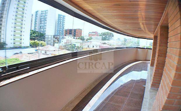 Apartamento para alugar com 3 quartos, 170m² - Foto 6