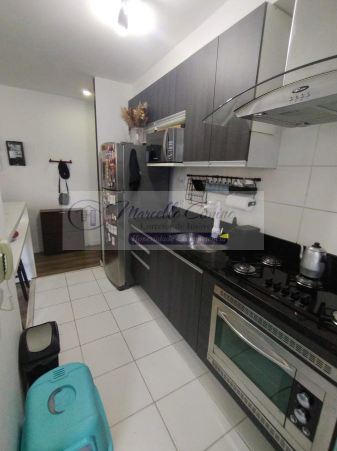 Apartamento à venda com 2 quartos, 55m² - Foto 17