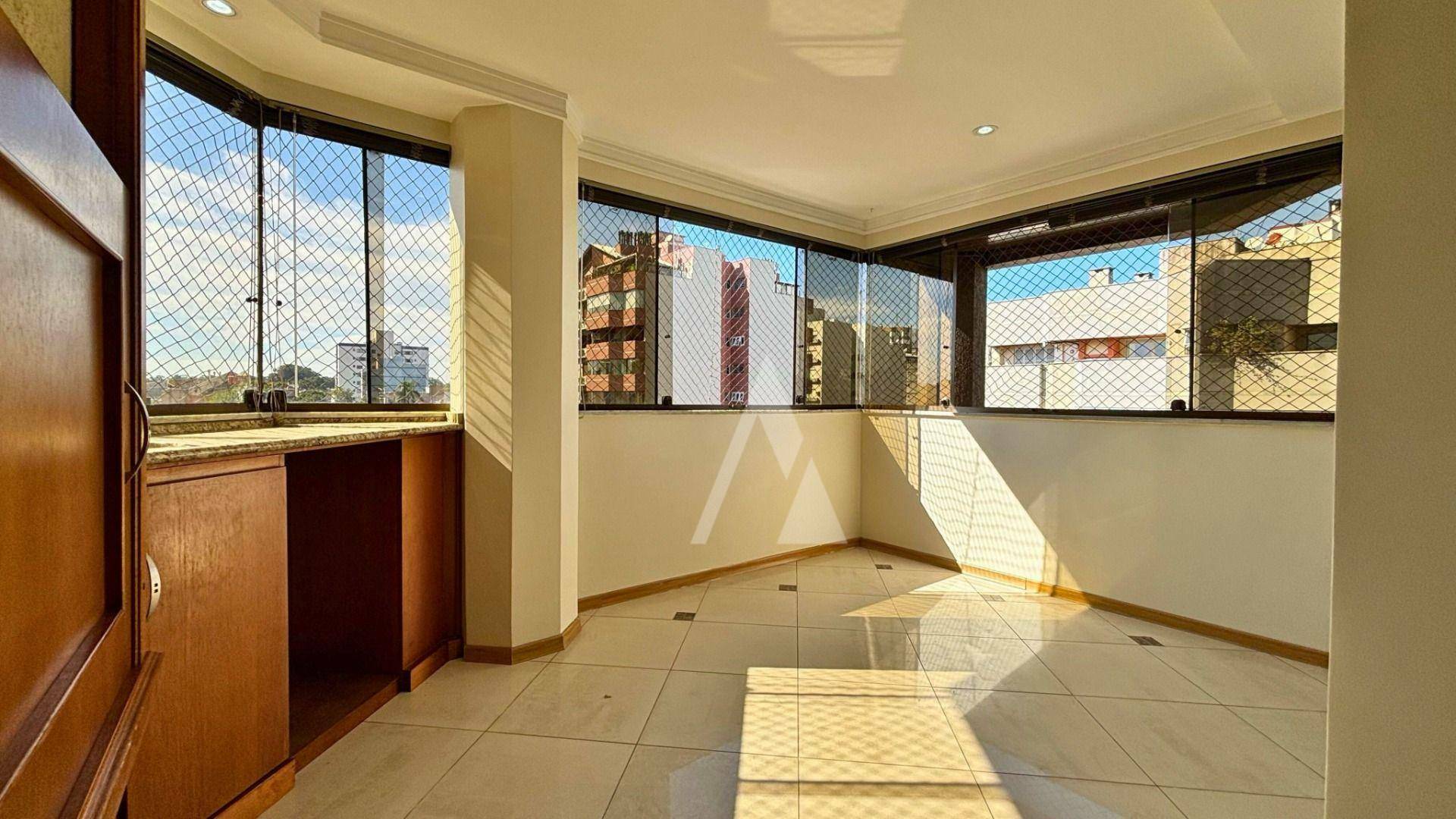 Apartamento à venda com 3 quartos, 139m² - Foto 3
