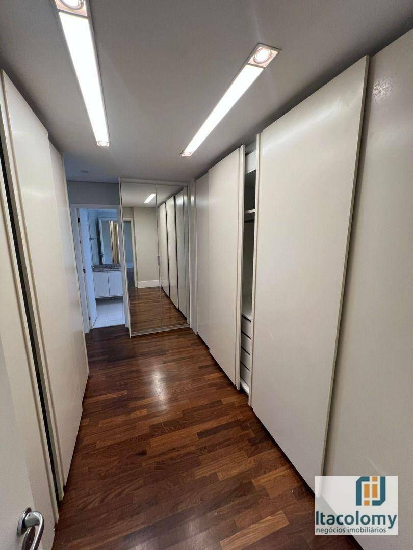 Apartamento à venda e aluguel com 3 quartos, 202m² - Foto 12