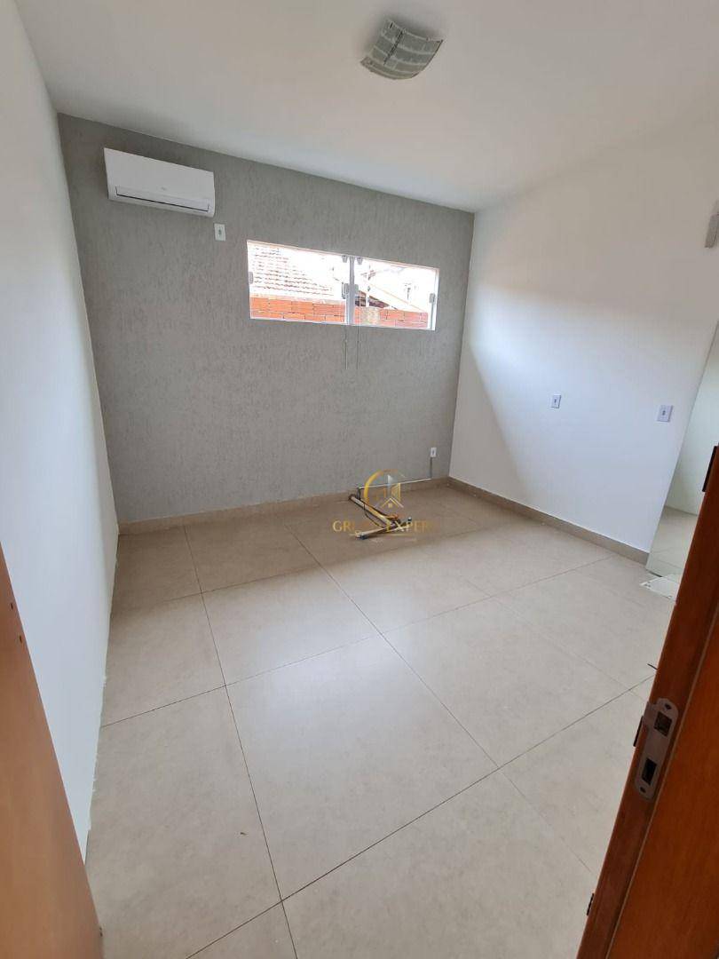 Casa para alugar com 3 quartos, 80m² - Foto 4