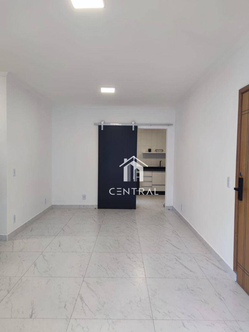 Apartamento à venda com 2 quartos, 68m² - Foto 6