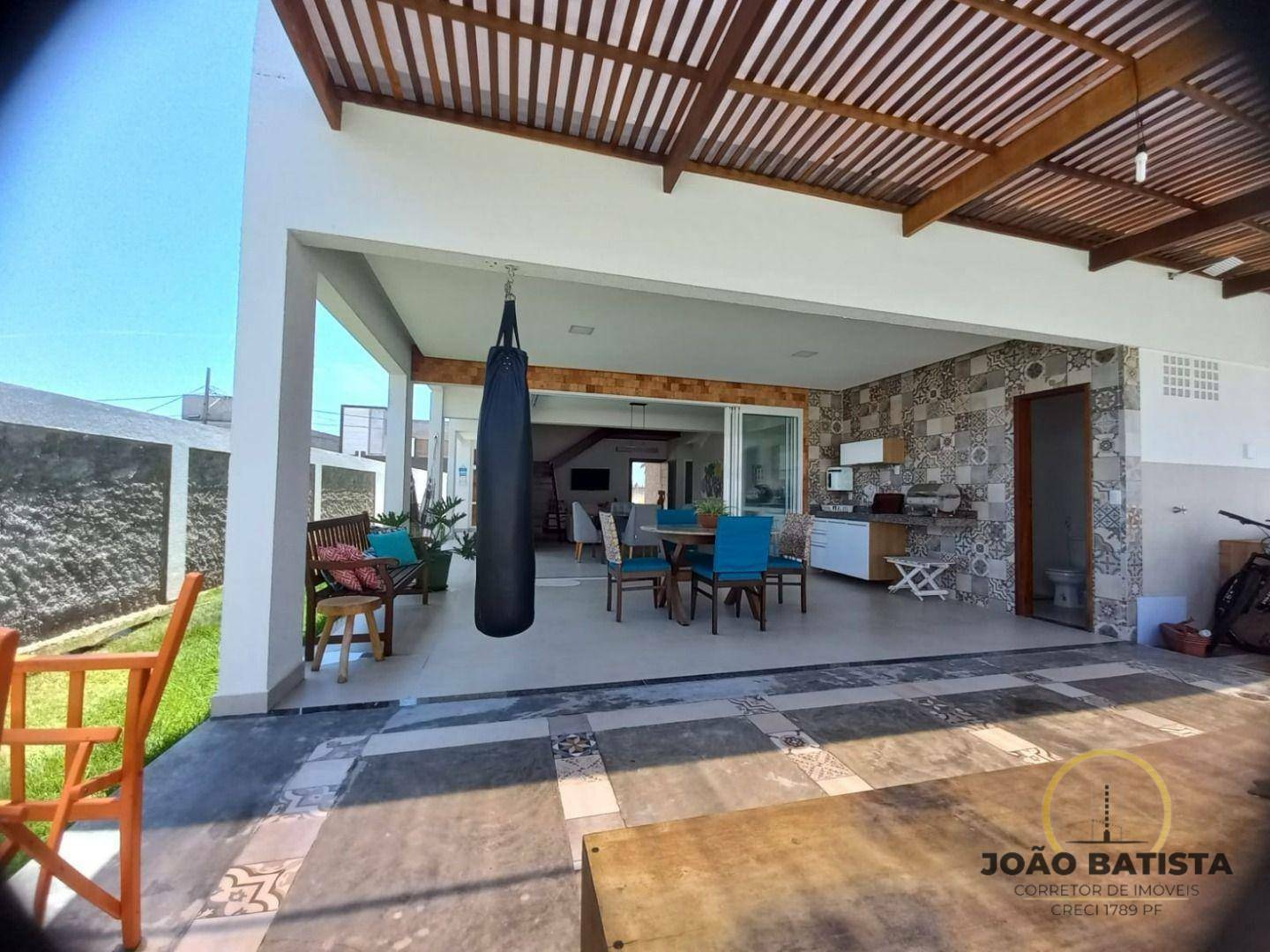 Casa de Condomínio à venda com 5 quartos, 241m² - Foto 24