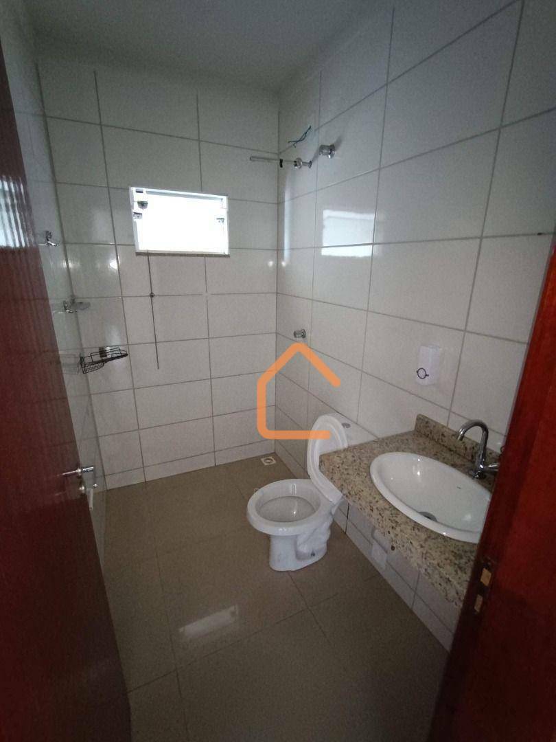 Apartamento para alugar com 2 quartos, 65m² - Foto 8