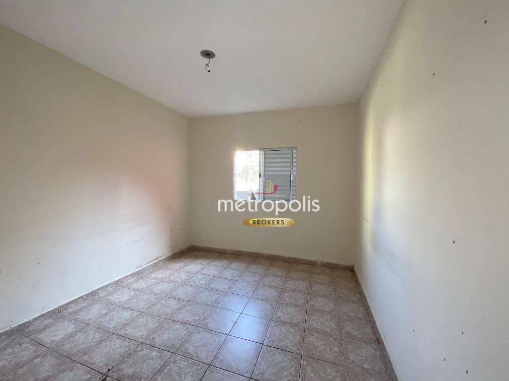 Casa à venda com 3 quartos, 250m² - Foto 1