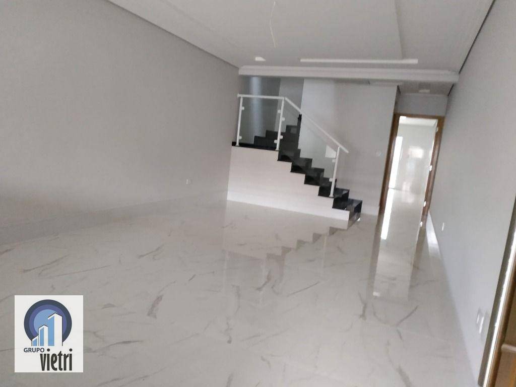 Sobrado à venda com 3 quartos, 210m² - Foto 3