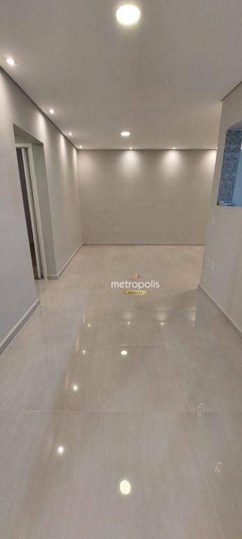 Apartamento à venda com 2 quartos, 62m² - Foto 2