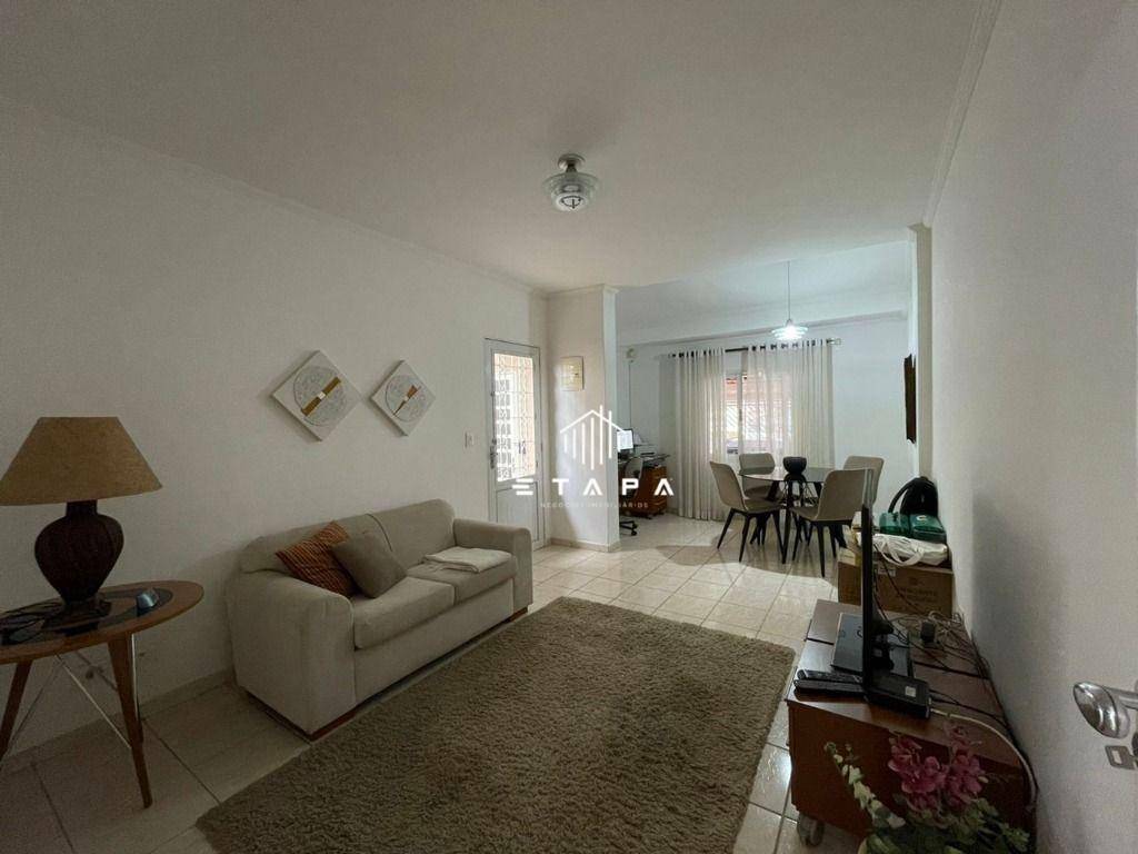 Casa à venda com 3 quartos, 170m² - Foto 4