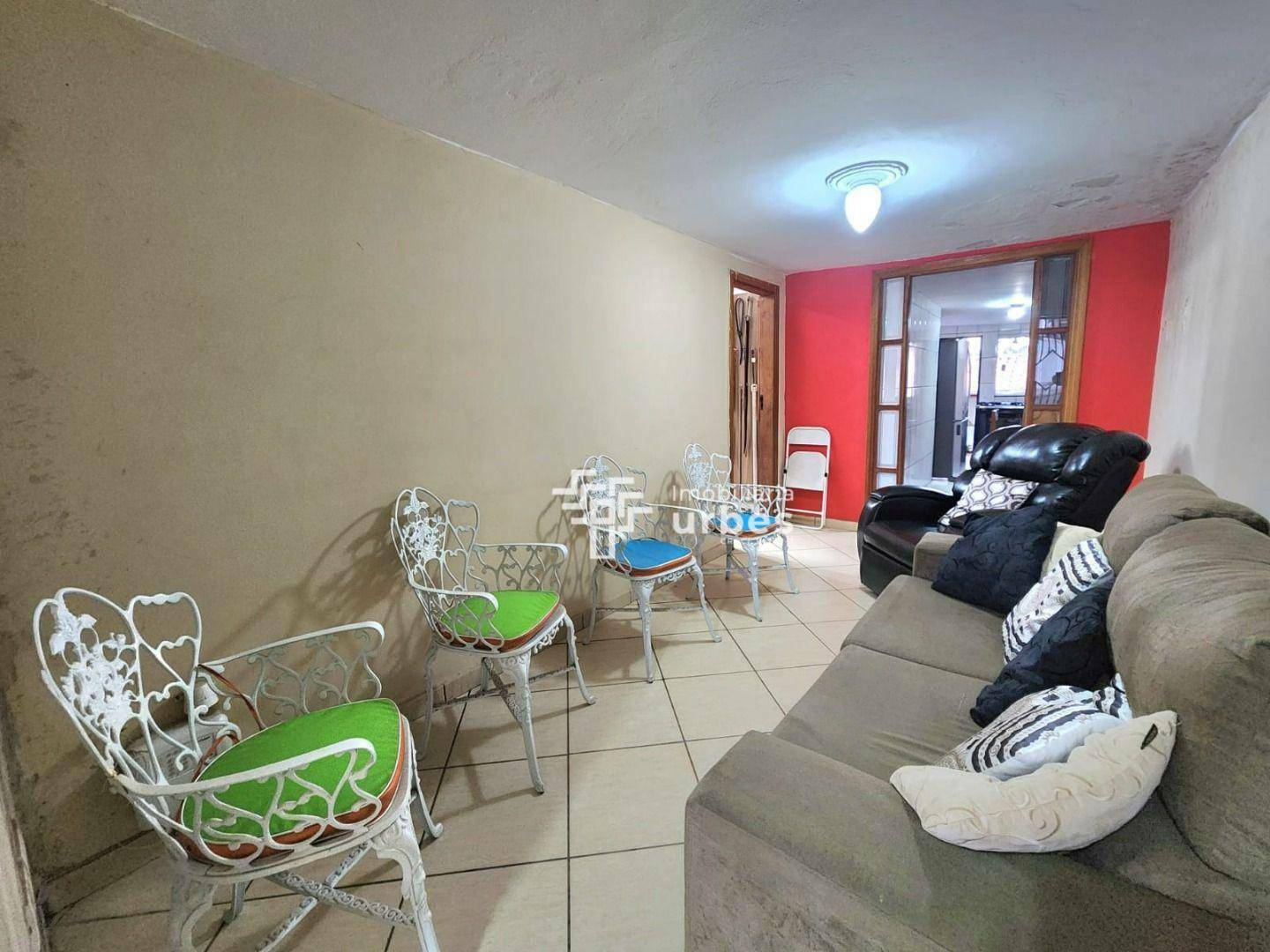 Casa à venda com 2 quartos, 96m² - Foto 1