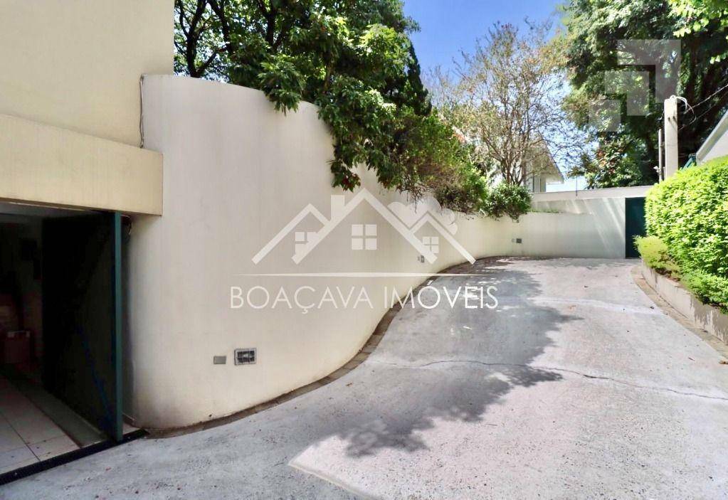 Sobrado à venda com 4 quartos, 750m² - Foto 54