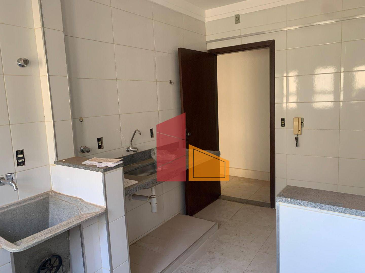 Apartamento à venda com 3 quartos, 102m² - Foto 5