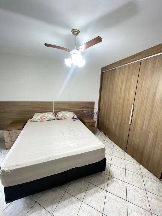 Apartamento à venda com 3 quartos, 123m² - Foto 13