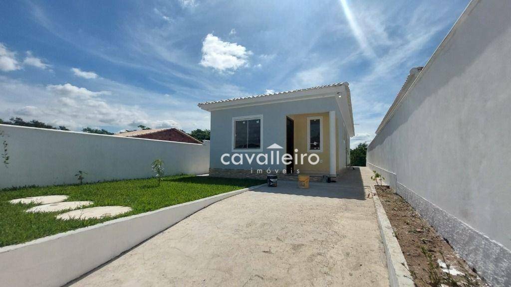 Casa à venda com 2 quartos, 69m² - Foto 1