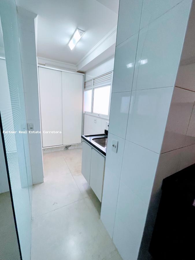 Apartamento à venda com 3 quartos, 137m² - Foto 5