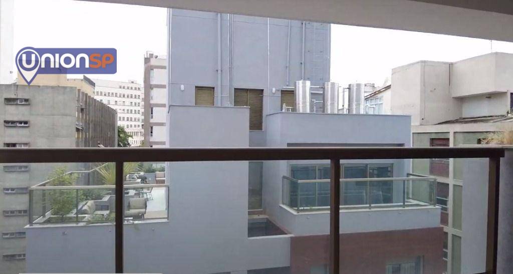 Apartamento à venda com 3 quartos, 157m² - Foto 5