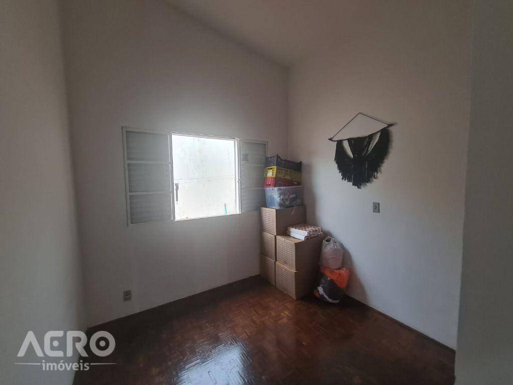 Casa à venda com 3 quartos, 184m² - Foto 20