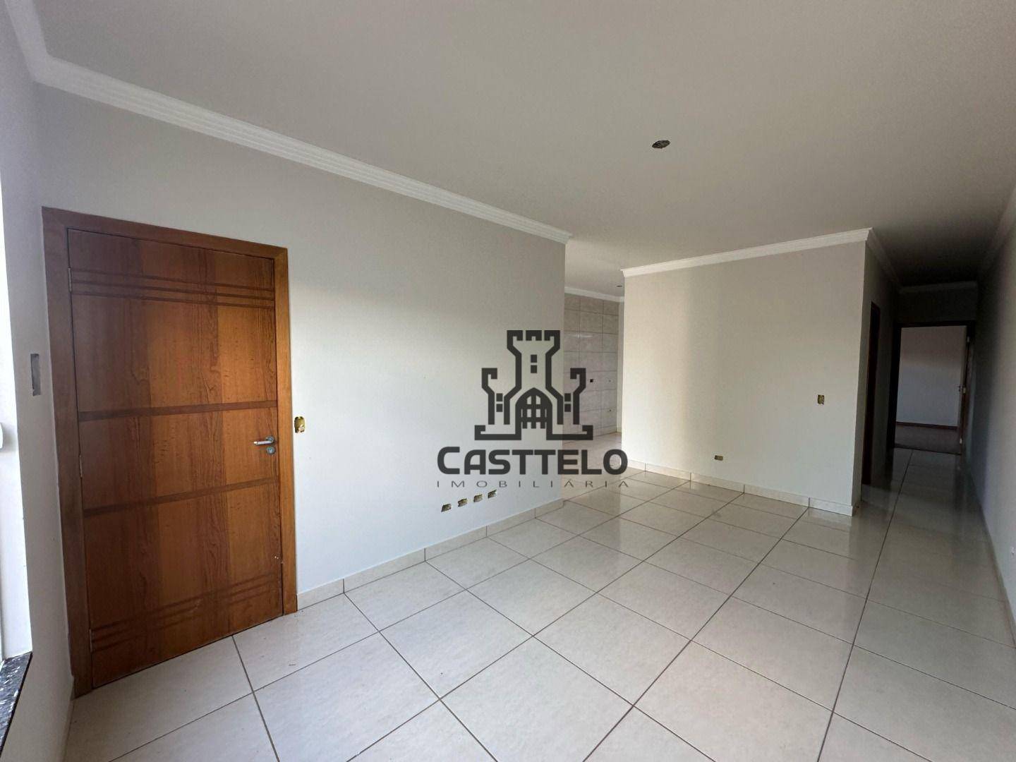 Casa à venda com 2 quartos, 63m² - Foto 4