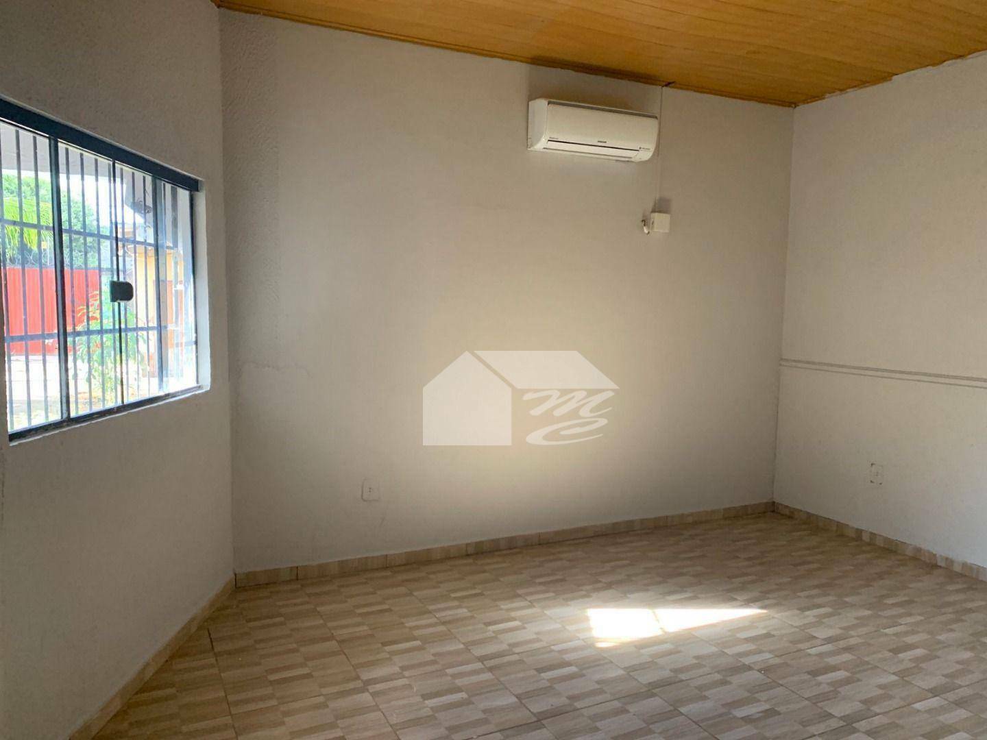 Casa à venda com 2 quartos, 80m² - Foto 3