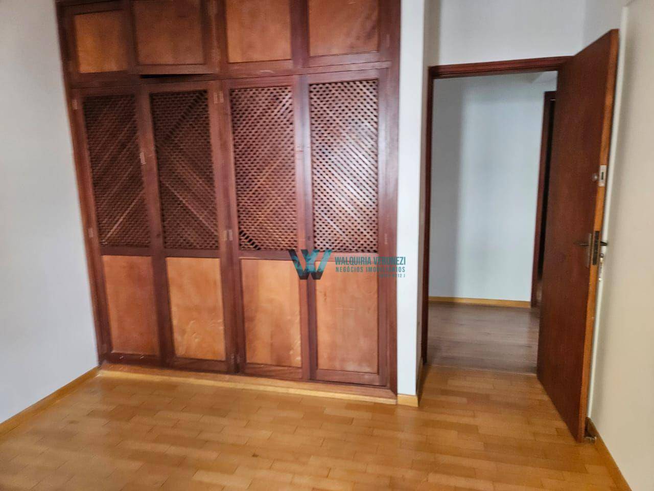 Apartamento à venda com 3 quartos, 135m² - Foto 10