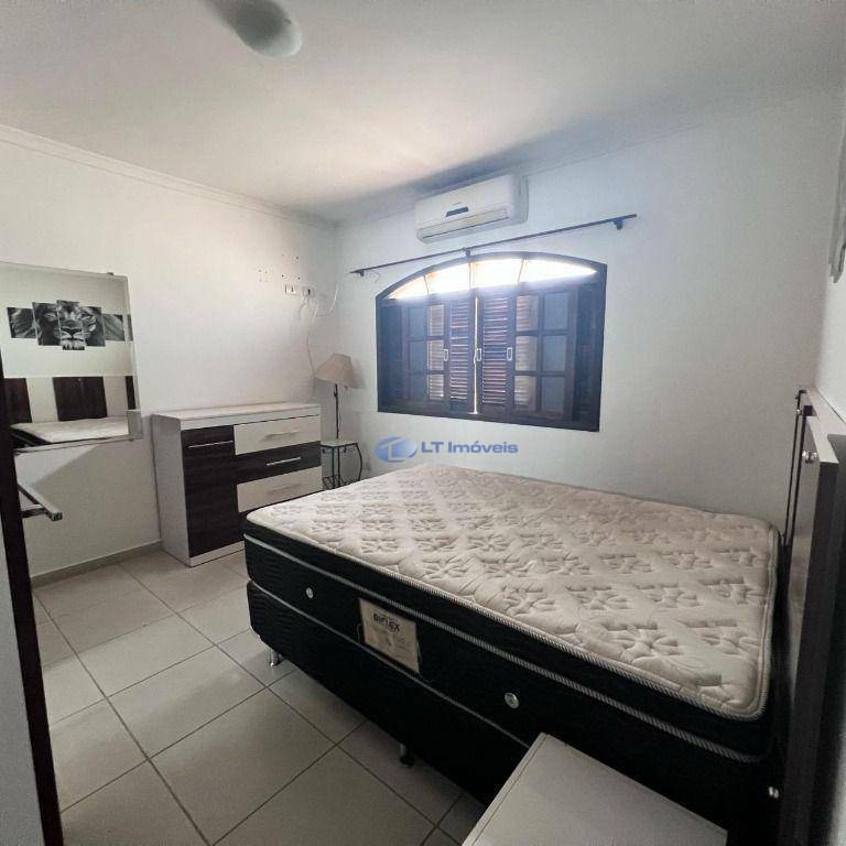 Casa para alugar com 2 quartos, 147m² - Foto 5