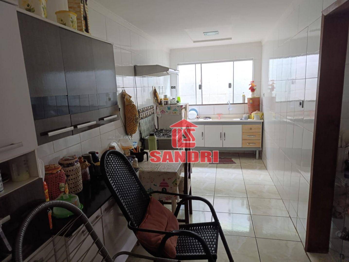 Casa à venda com 3 quartos, 114m² - Foto 15