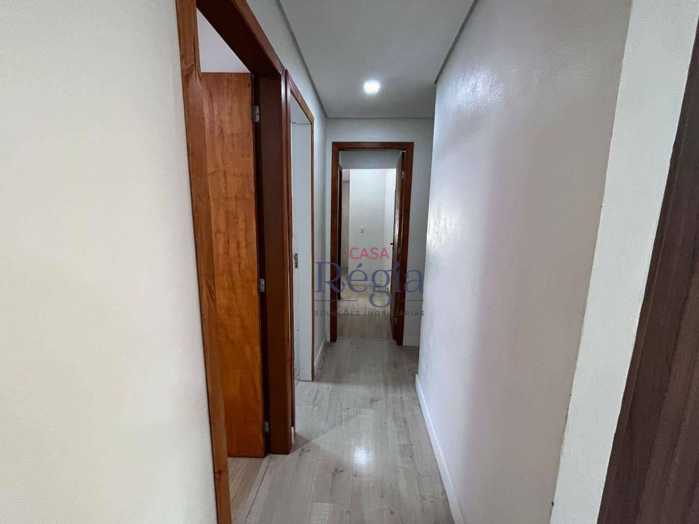 Casa à venda com 3 quartos, 158m² - Foto 9