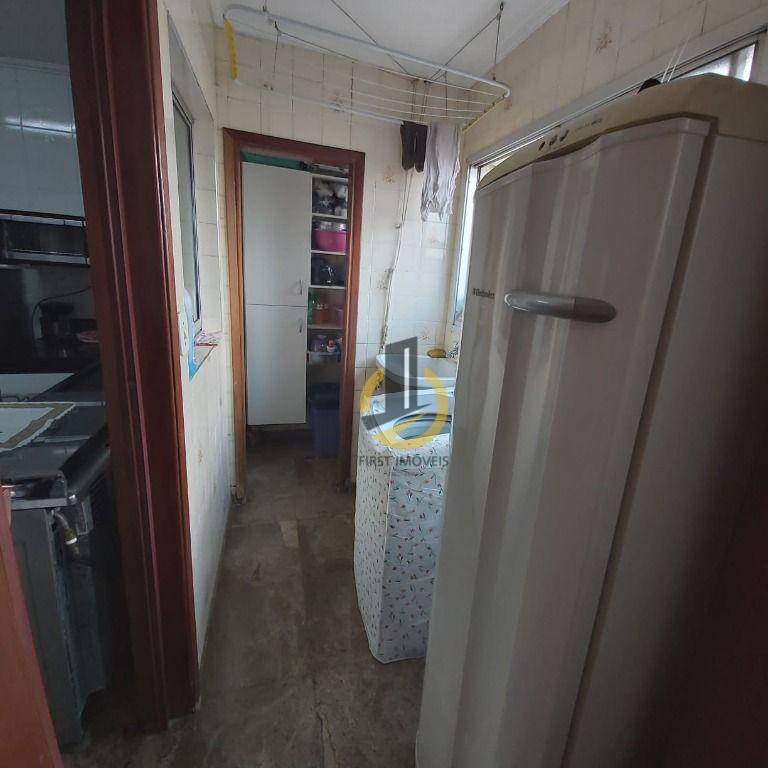 Apartamento à venda com 3 quartos, 98m² - Foto 10