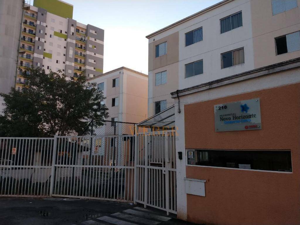 Apartamento à venda com 2 quartos, 42m² - Foto 12