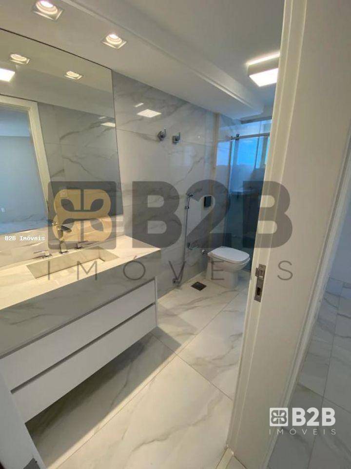 Apartamento à venda com 3 quartos, 207m² - Foto 21