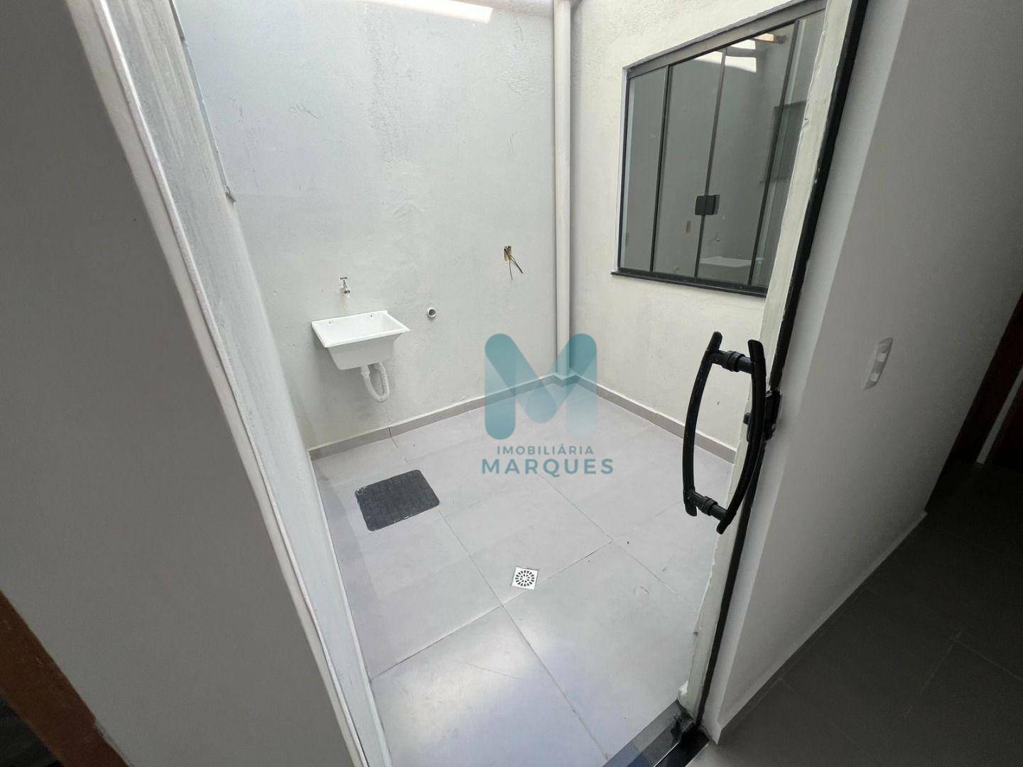 Casa à venda com 2 quartos, 58m² - Foto 6