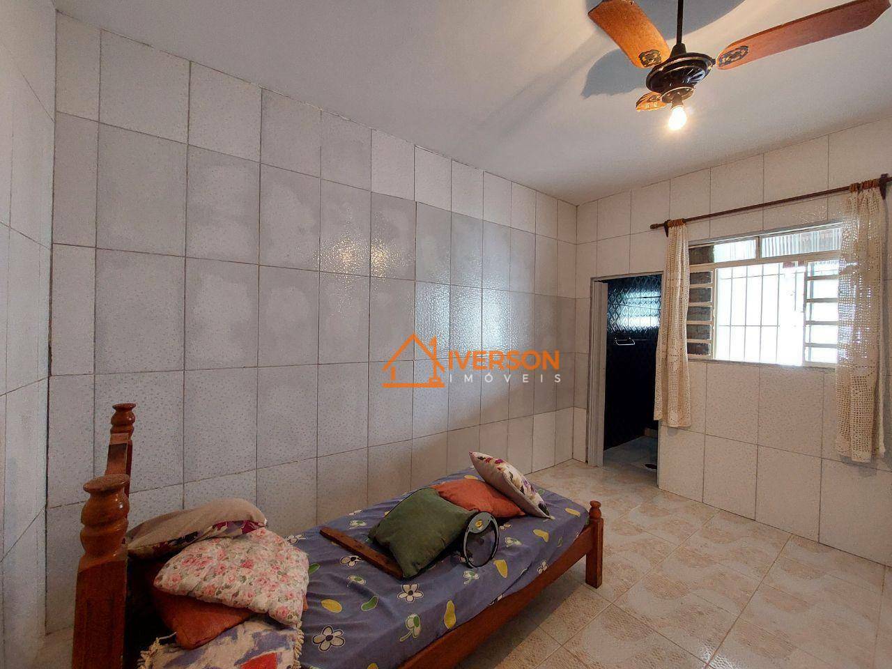 Casa à venda com 2 quartos, 54m² - Foto 6