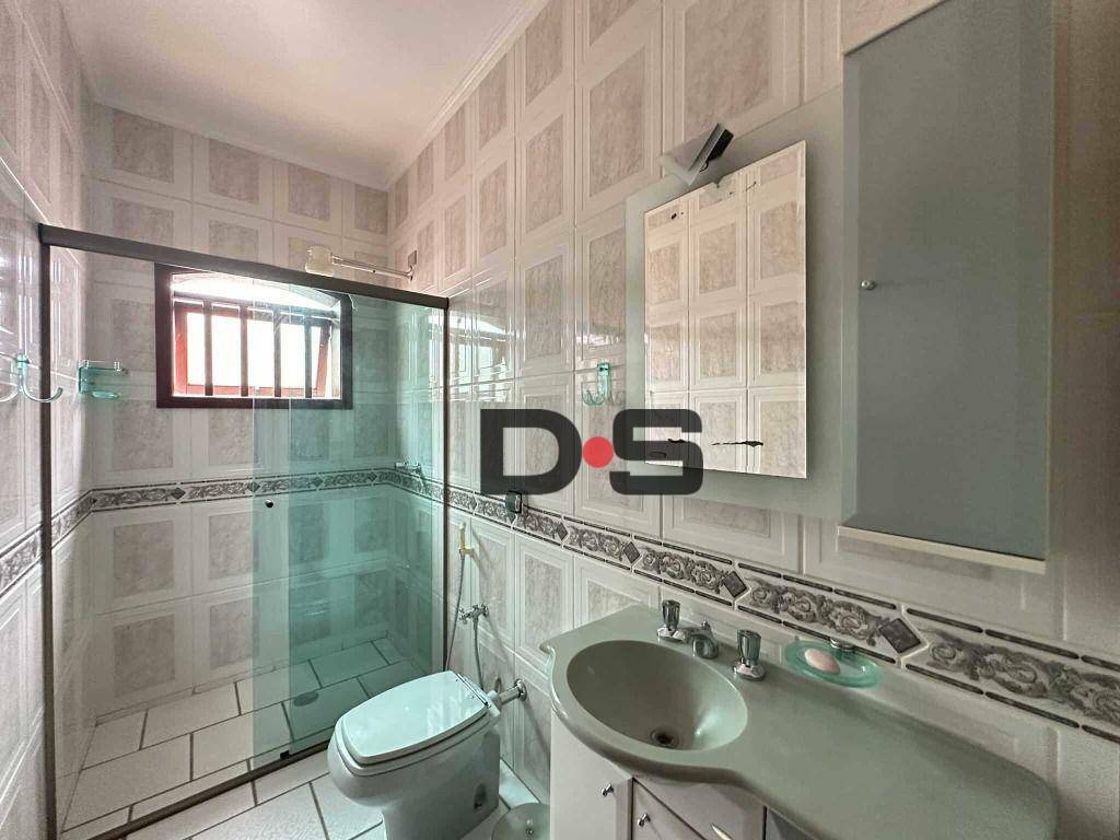 Sobrado à venda com 3 quartos, 254m² - Foto 6