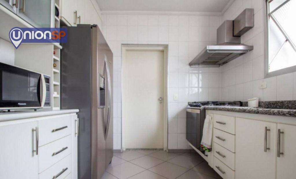 Apartamento à venda com 3 quartos, 190m² - Foto 18