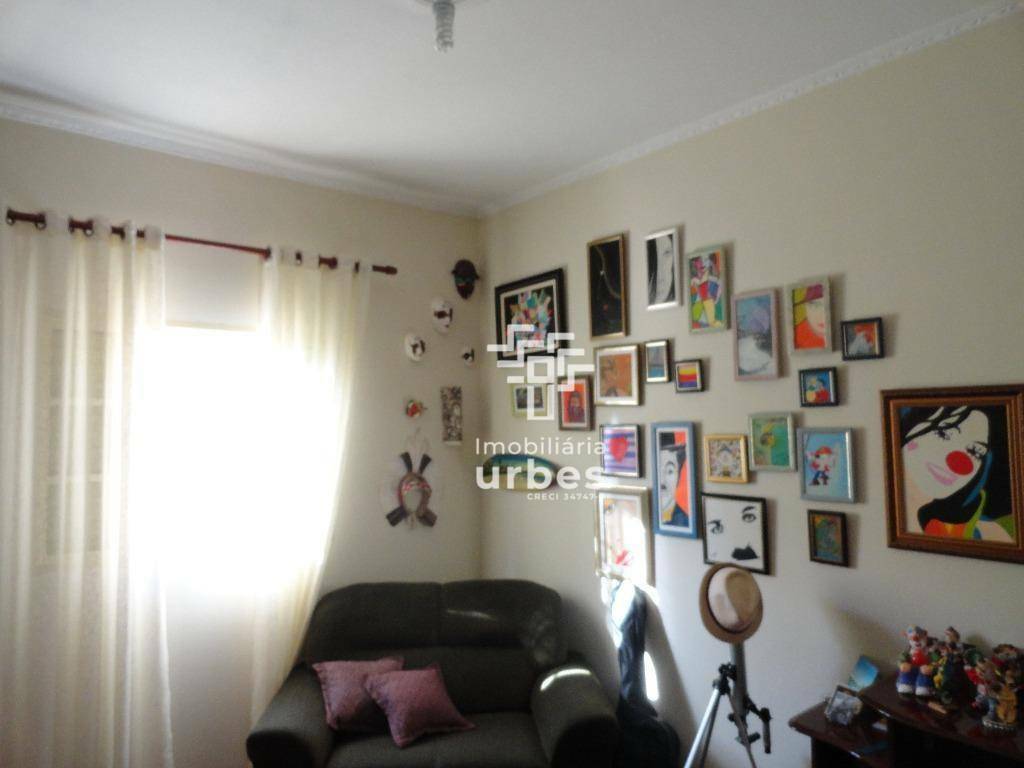 Chácara à venda com 3 quartos, 230m² - Foto 16