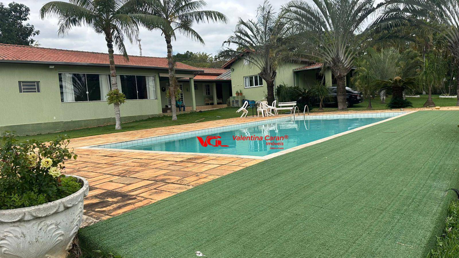 Chácara, 9 quartos, 5000 m² - Foto 1