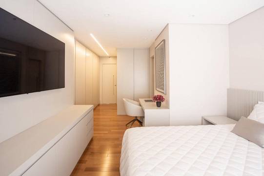 Apartamento à venda com 3 quartos, 182m² - Foto 13