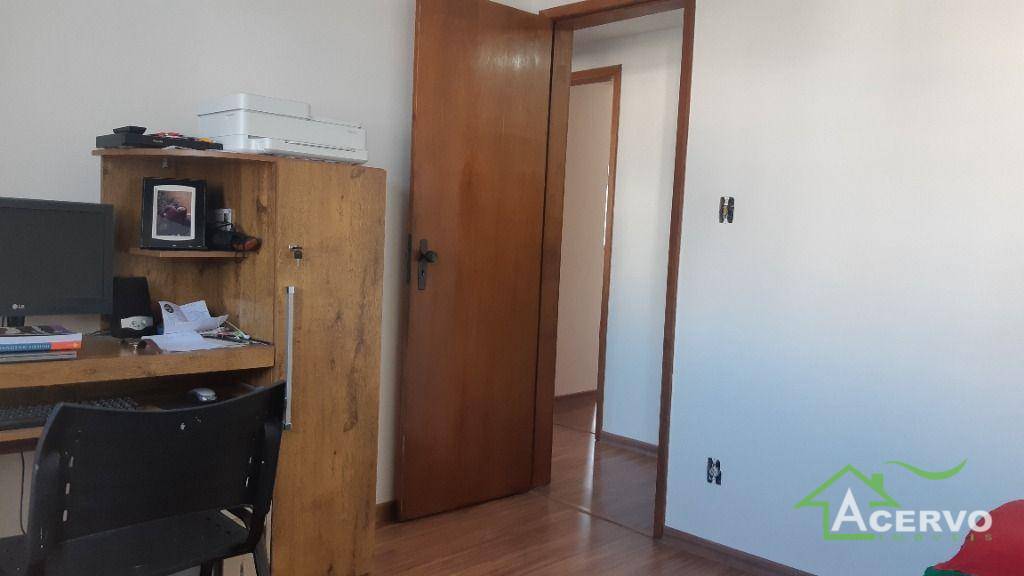 Apartamento à venda com 3 quartos, 140m² - Foto 16