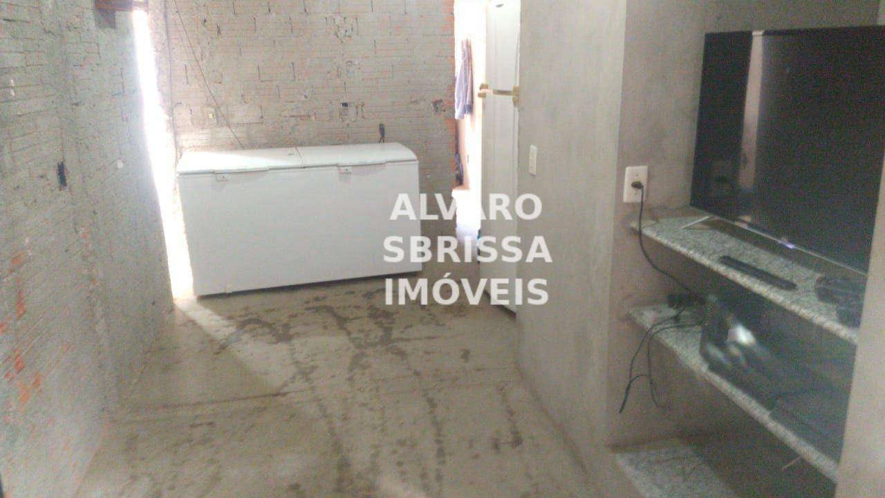 Casa à venda com 1 quarto, 119m² - Foto 4