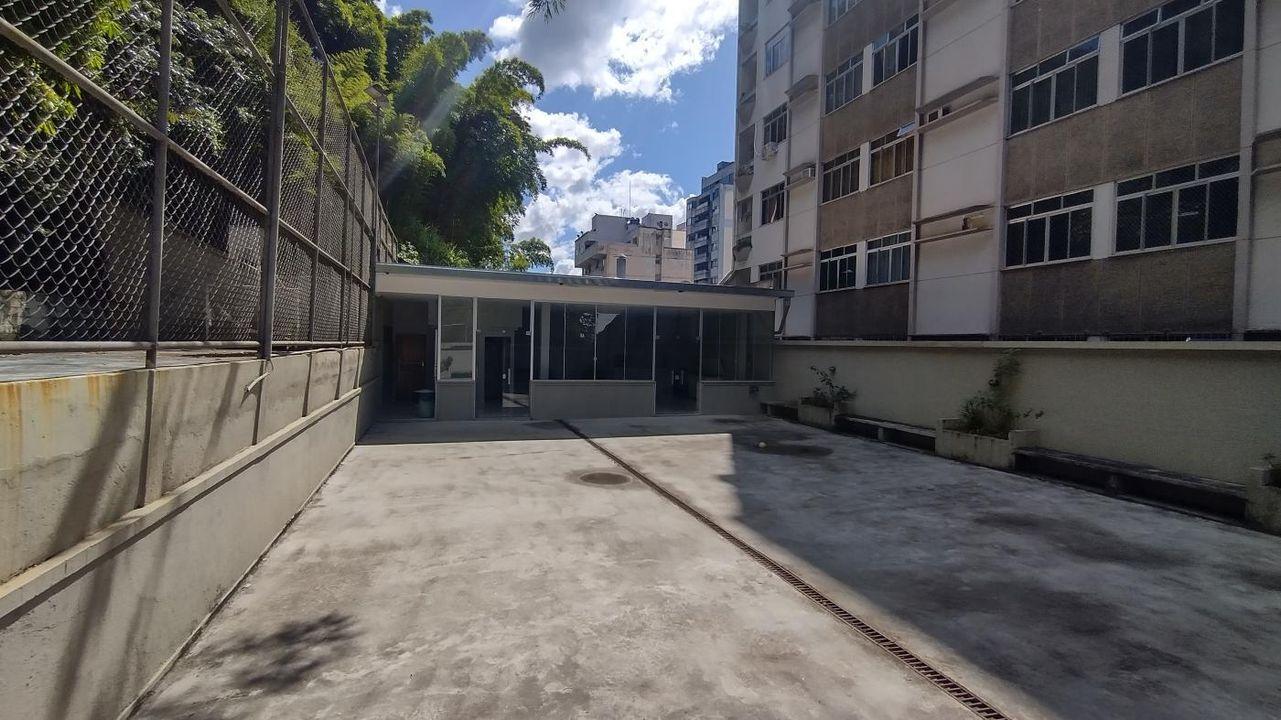 Apartamento à venda com 3 quartos, 100m² - Foto 32