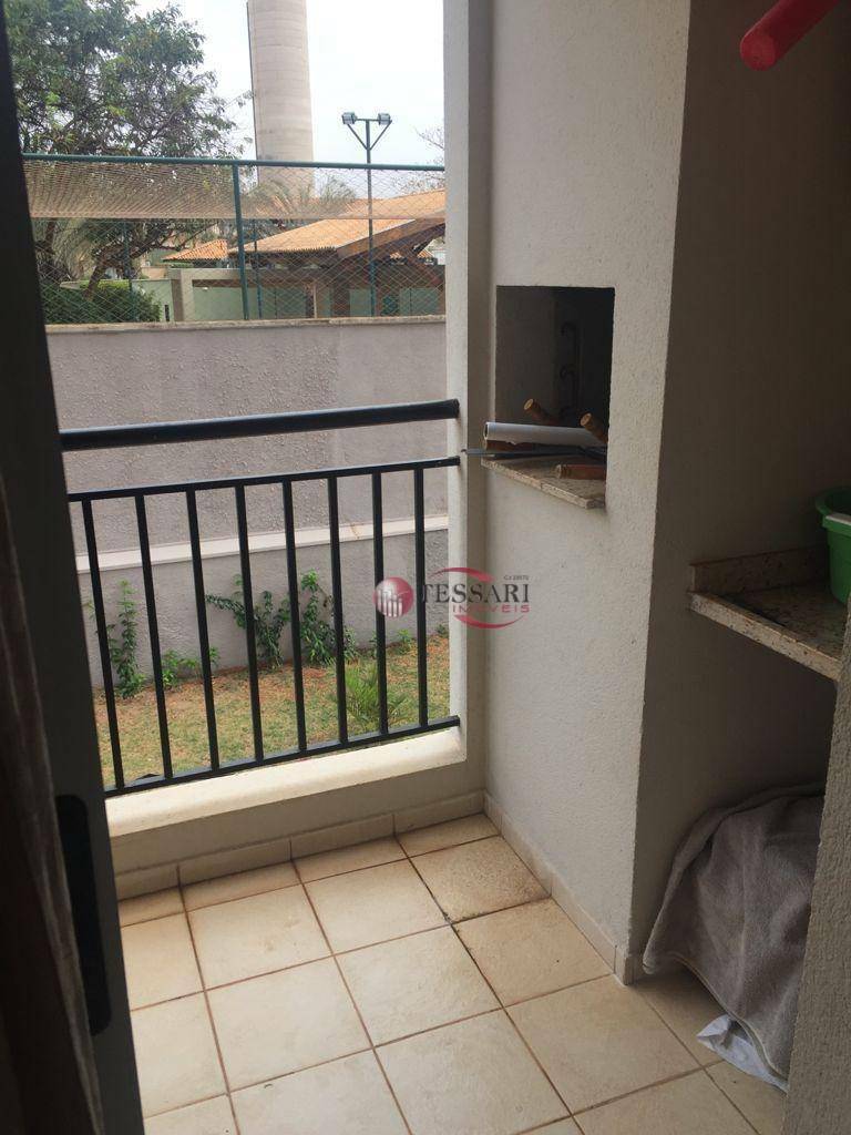 Apartamento à venda com 2 quartos, 85m² - Foto 3