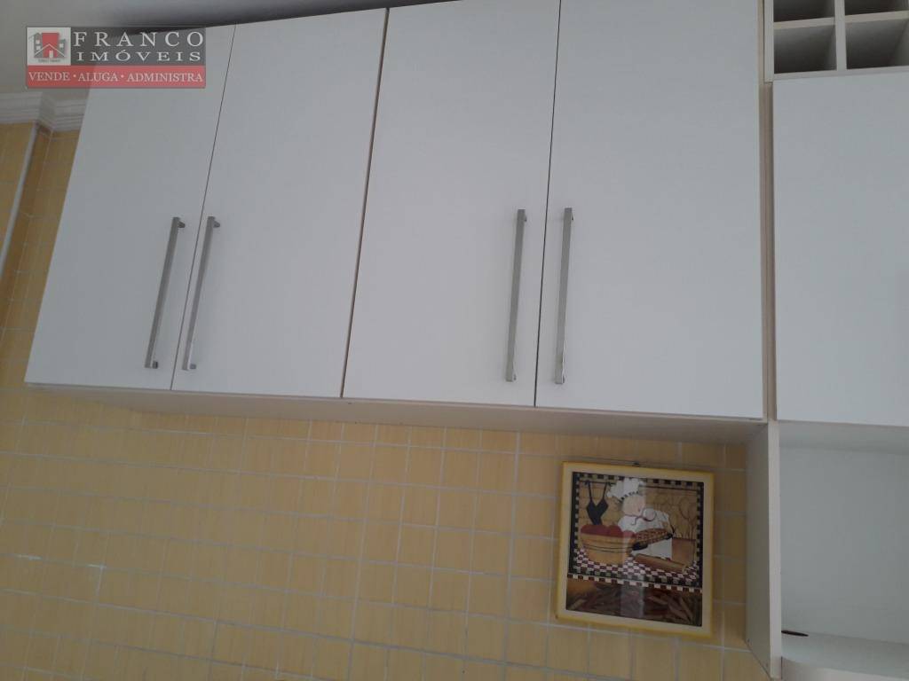 Apartamento à venda com 2 quartos, 60m² - Foto 18