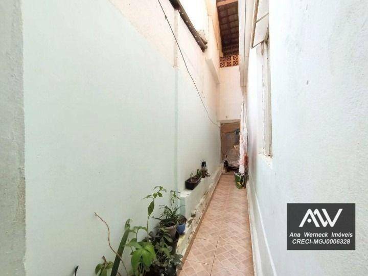 Casa de Condomínio à venda com 3 quartos, 375m² - Foto 13