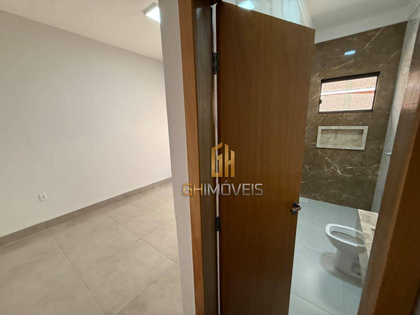 Casa à venda com 3 quartos, 98m² - Foto 10