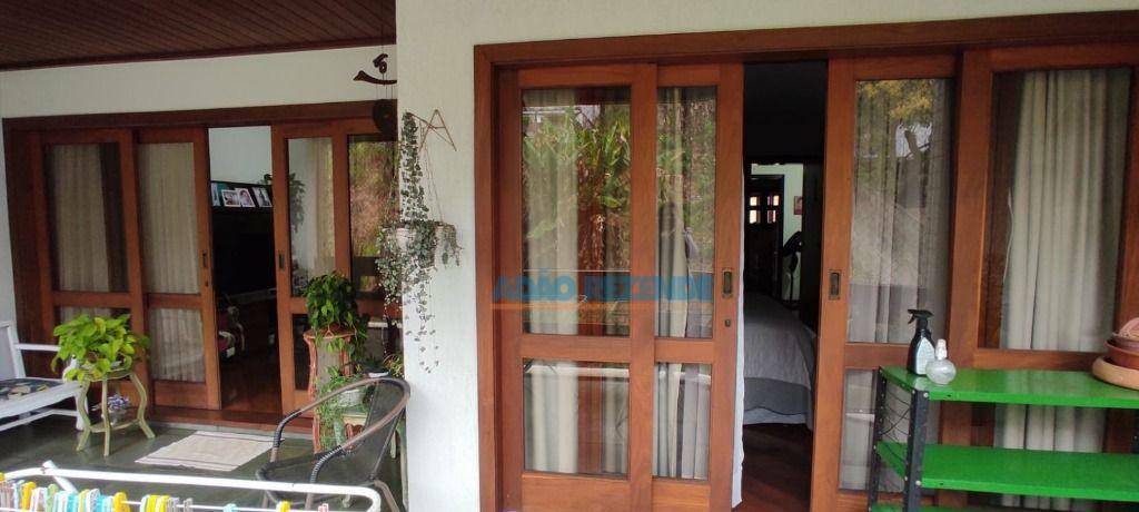 Apartamento, 3 quartos, 164 m² - Foto 2